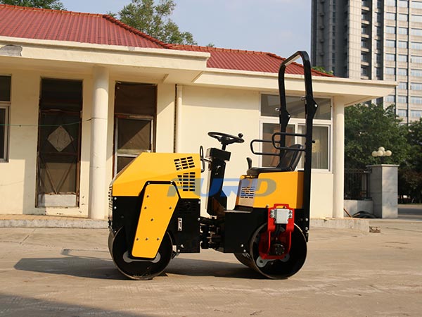 關(guān)于小型壓路機變速箱的保養(yǎng)知識你知道多少？